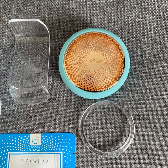 FOREO UFO 2 with masks - Picture 5 of 10